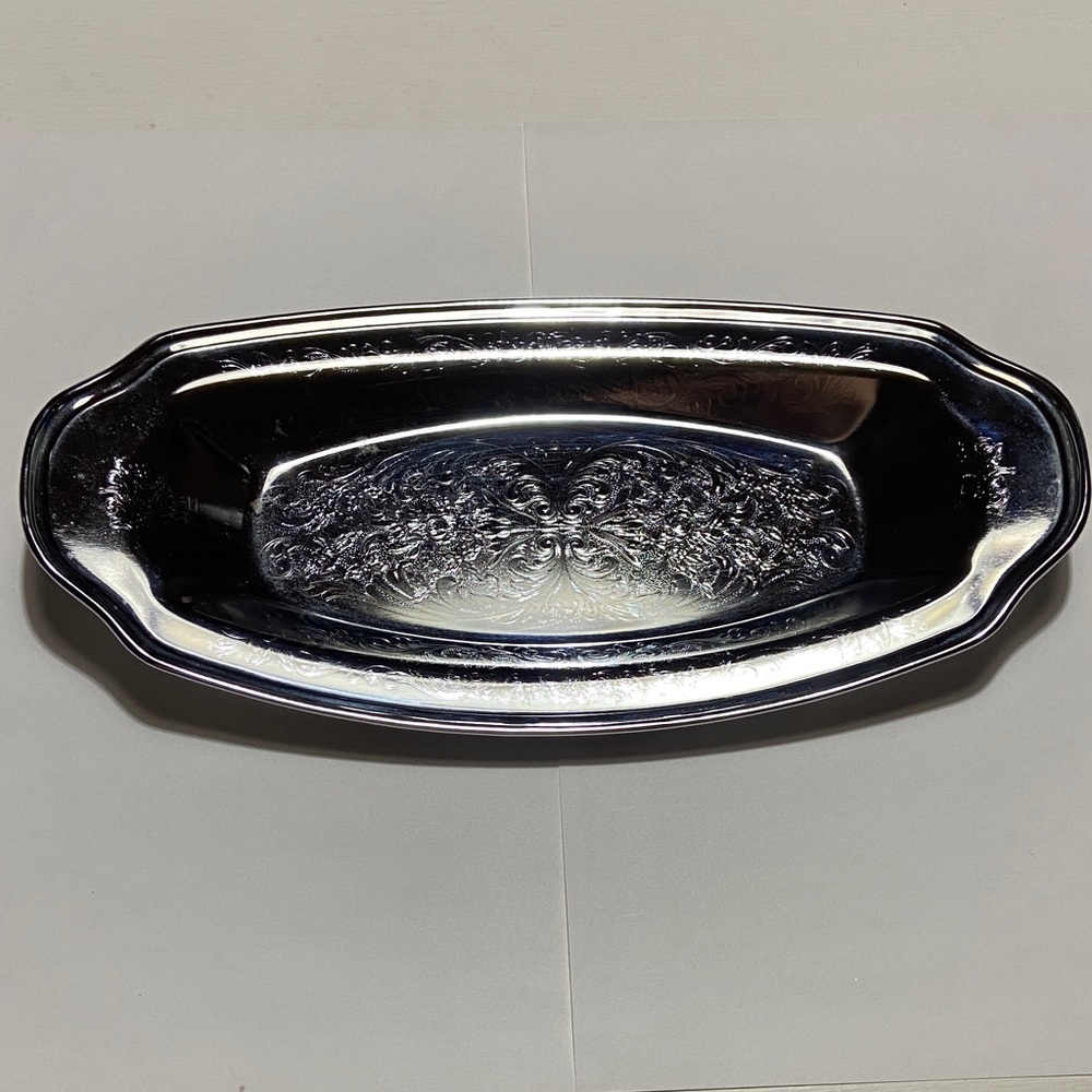 🎉FINAL PRICE🎉 Vintage Irvinware Oval Silver Tone Serving Tray